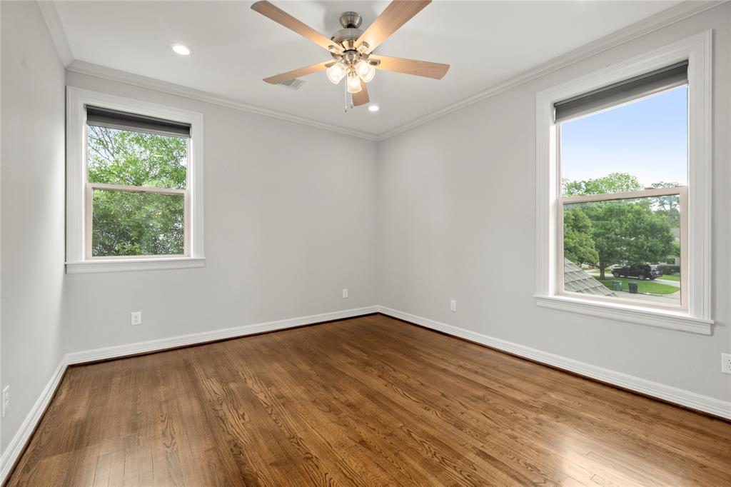 4411 Rosslyn Road