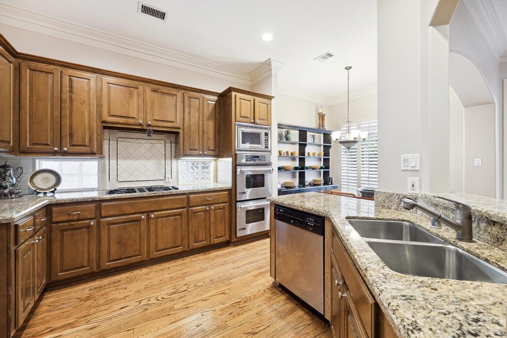 6089 Woodway Drive
