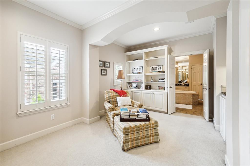 6089 Woodway Drive