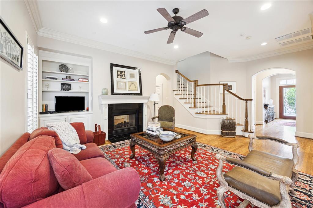 6089 Woodway Drive