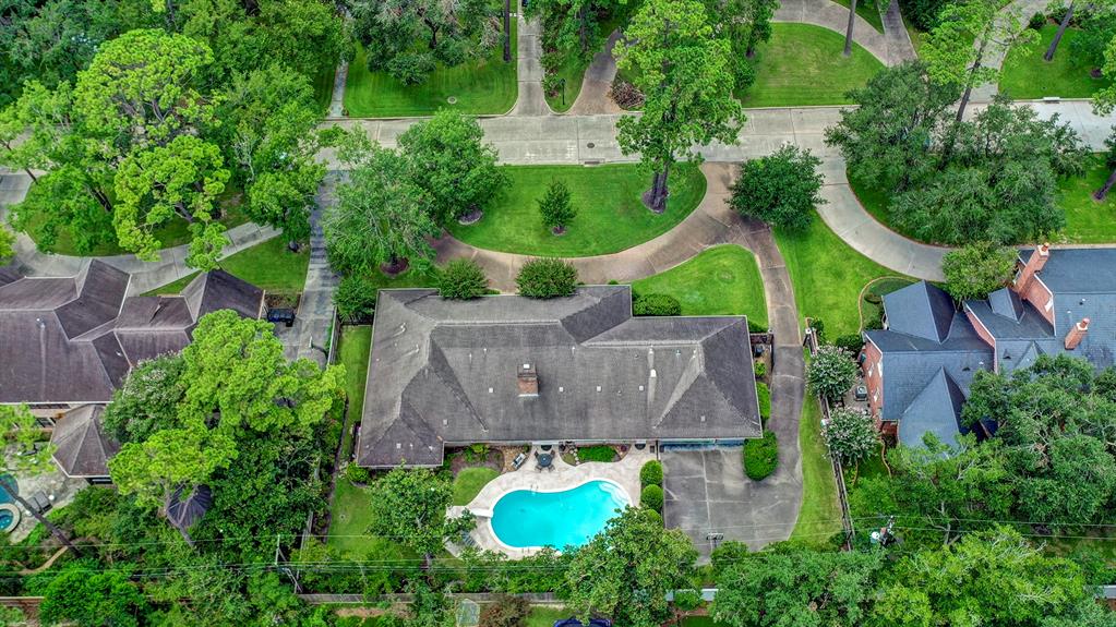 622 Hunters Grove Lane