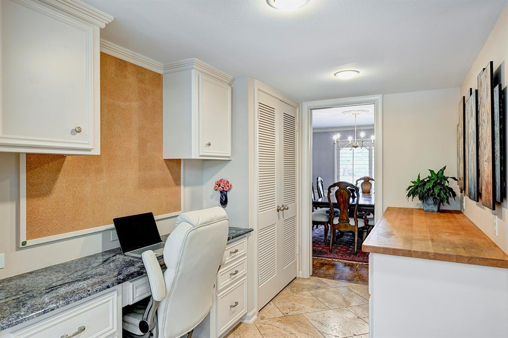 622 Hunters Grove Lane