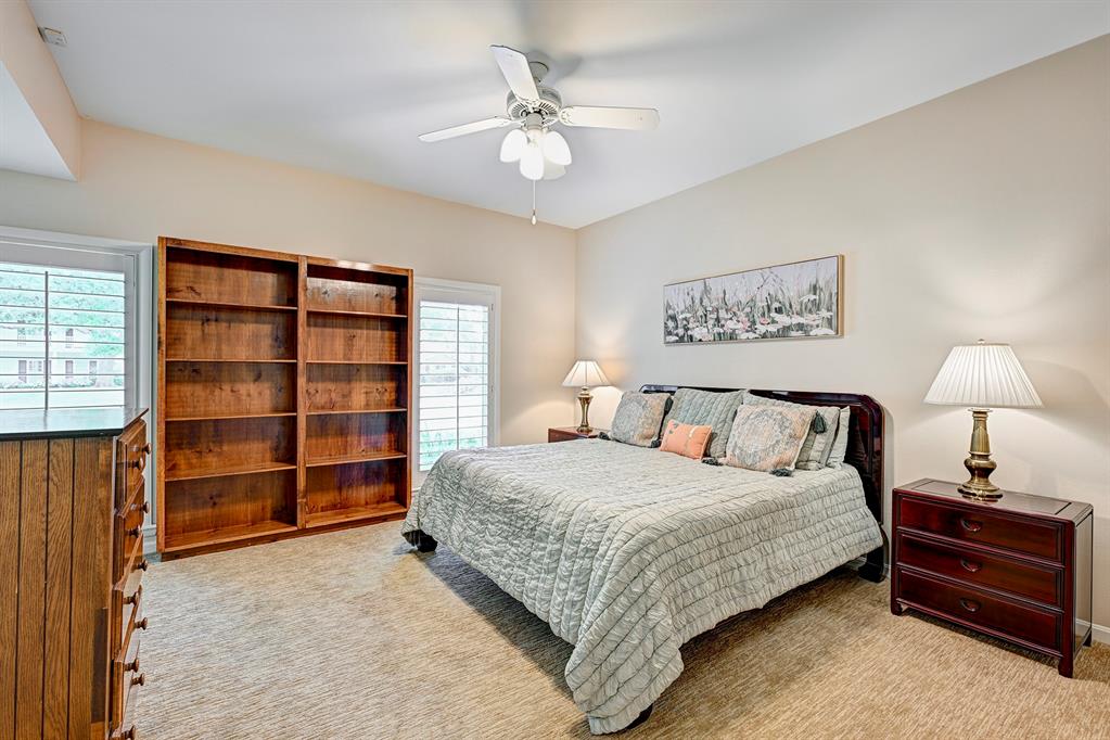 622 Hunters Grove Lane