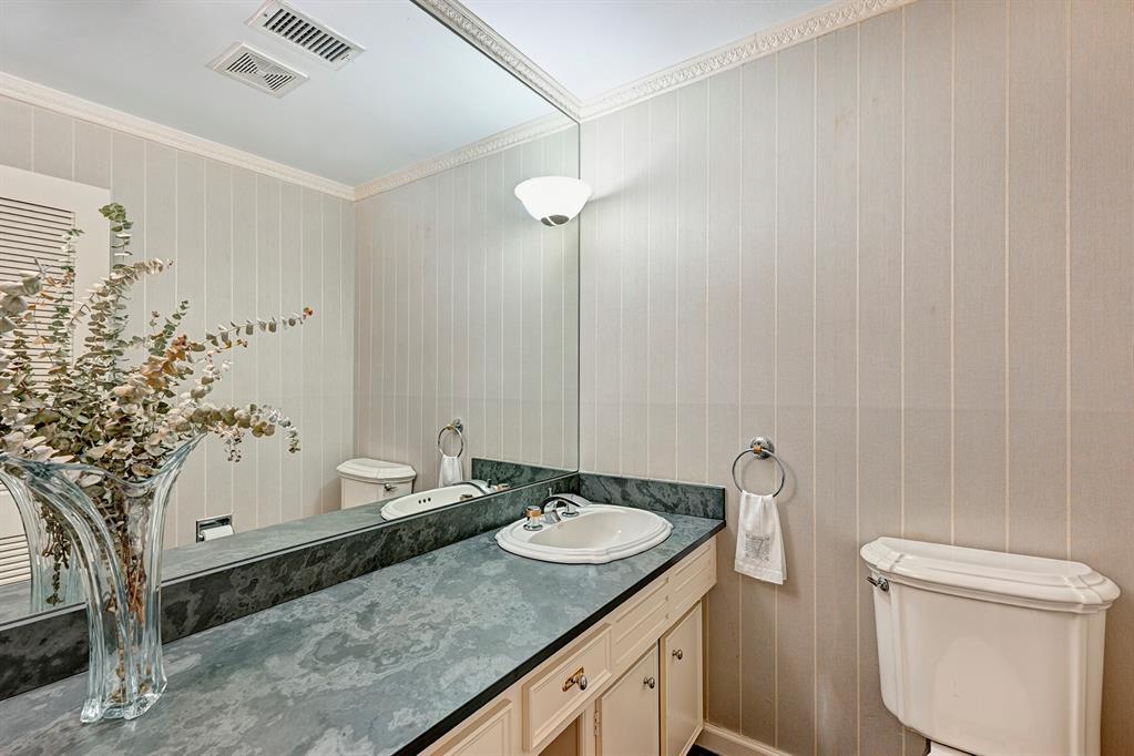 622 Hunters Grove Lane