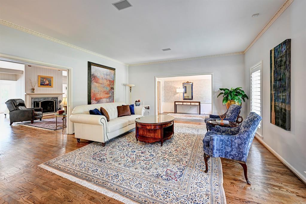 622 Hunters Grove Lane