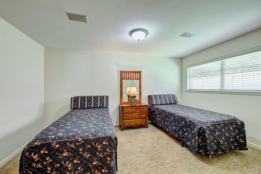 622 Hunters Grove Lane