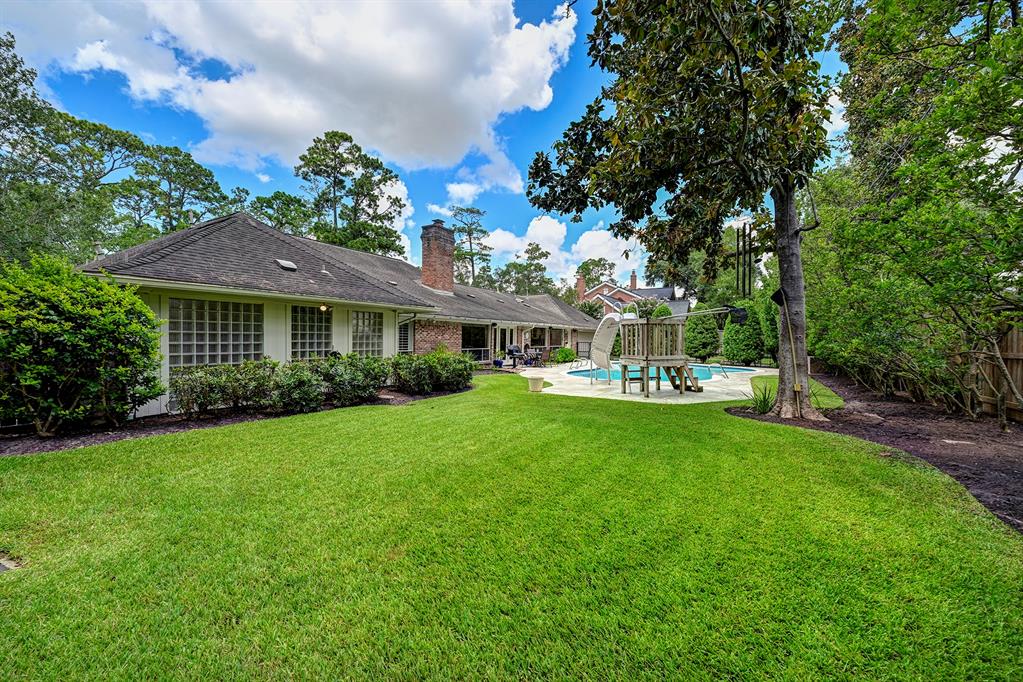 622 Hunters Grove Lane