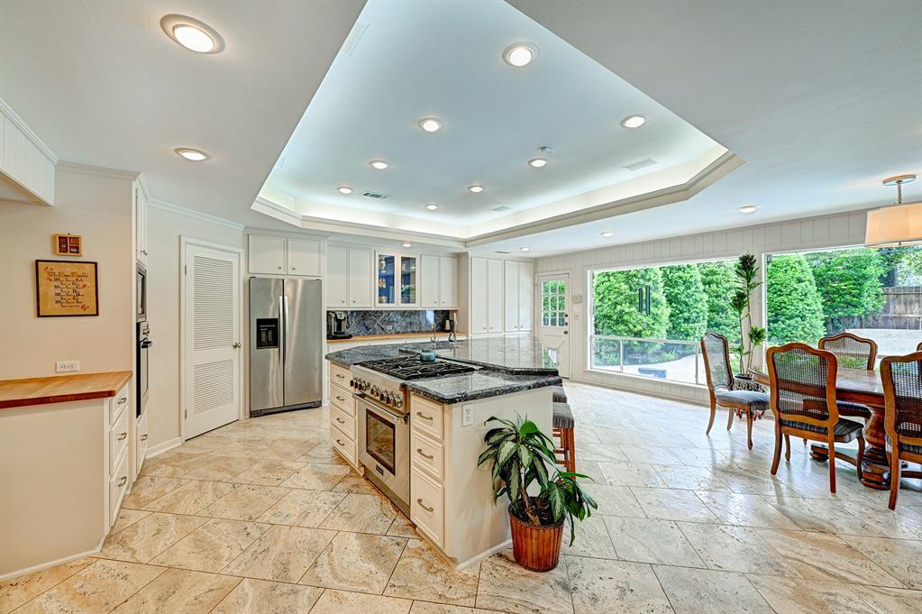 622 Hunters Grove Lane