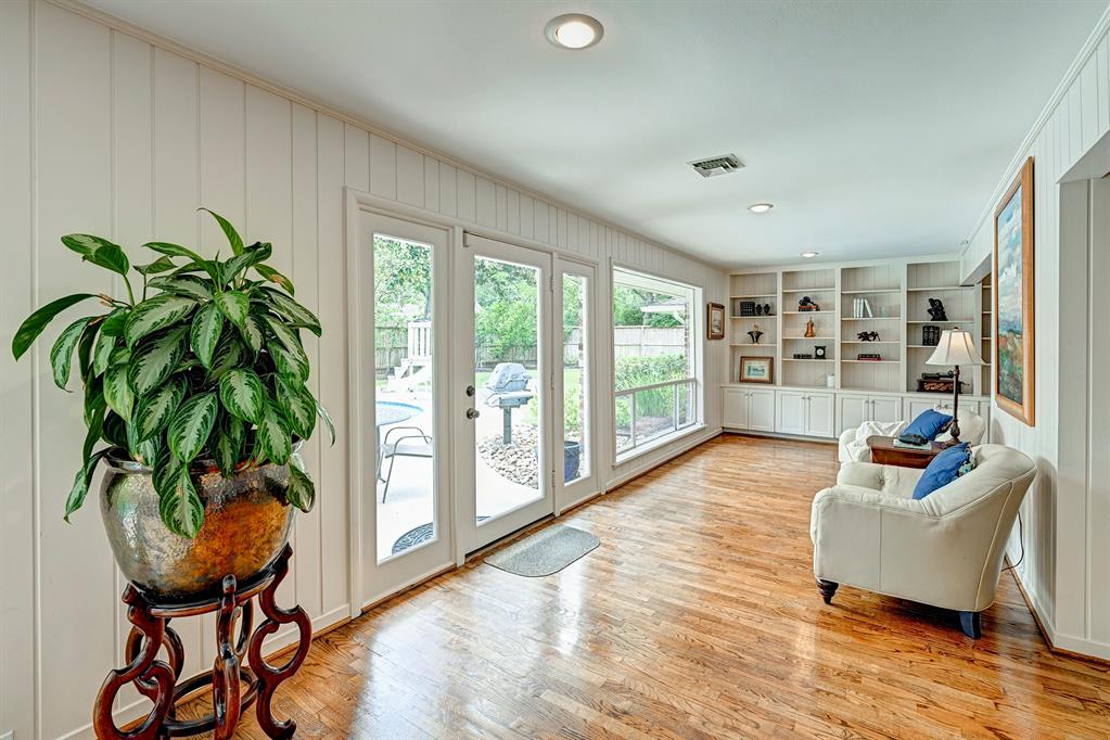 622 Hunters Grove Lane