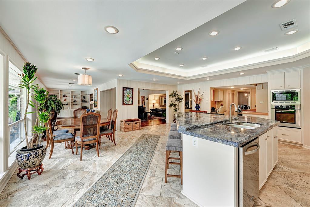 622 Hunters Grove Lane