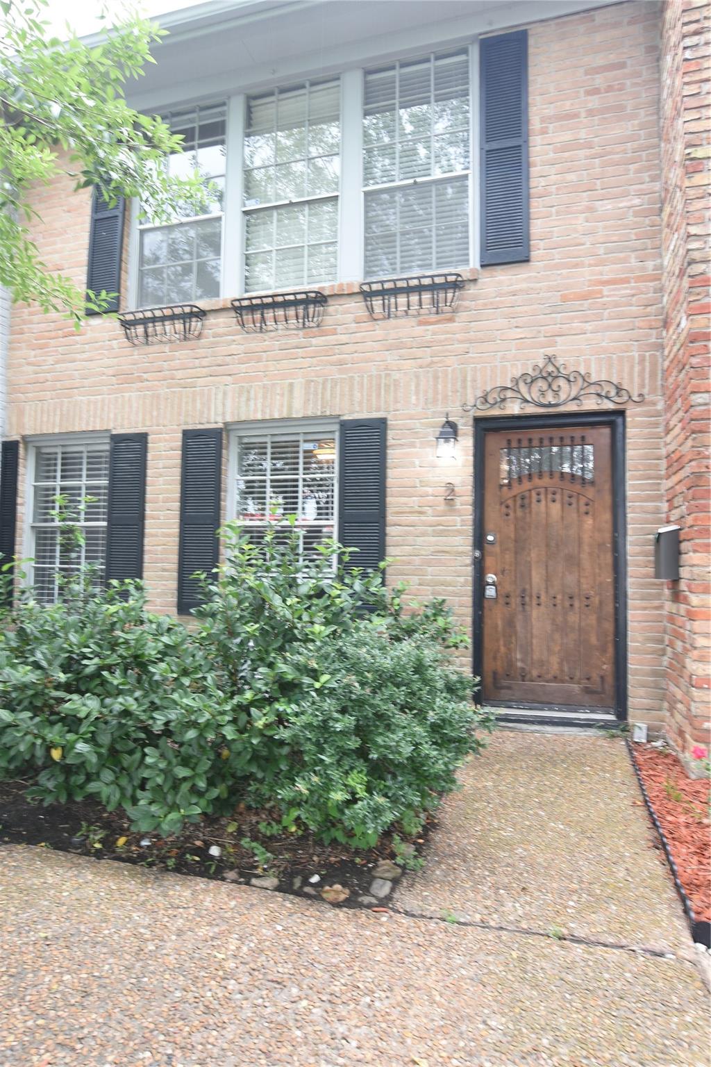 940 Wycliffe Drive # 2