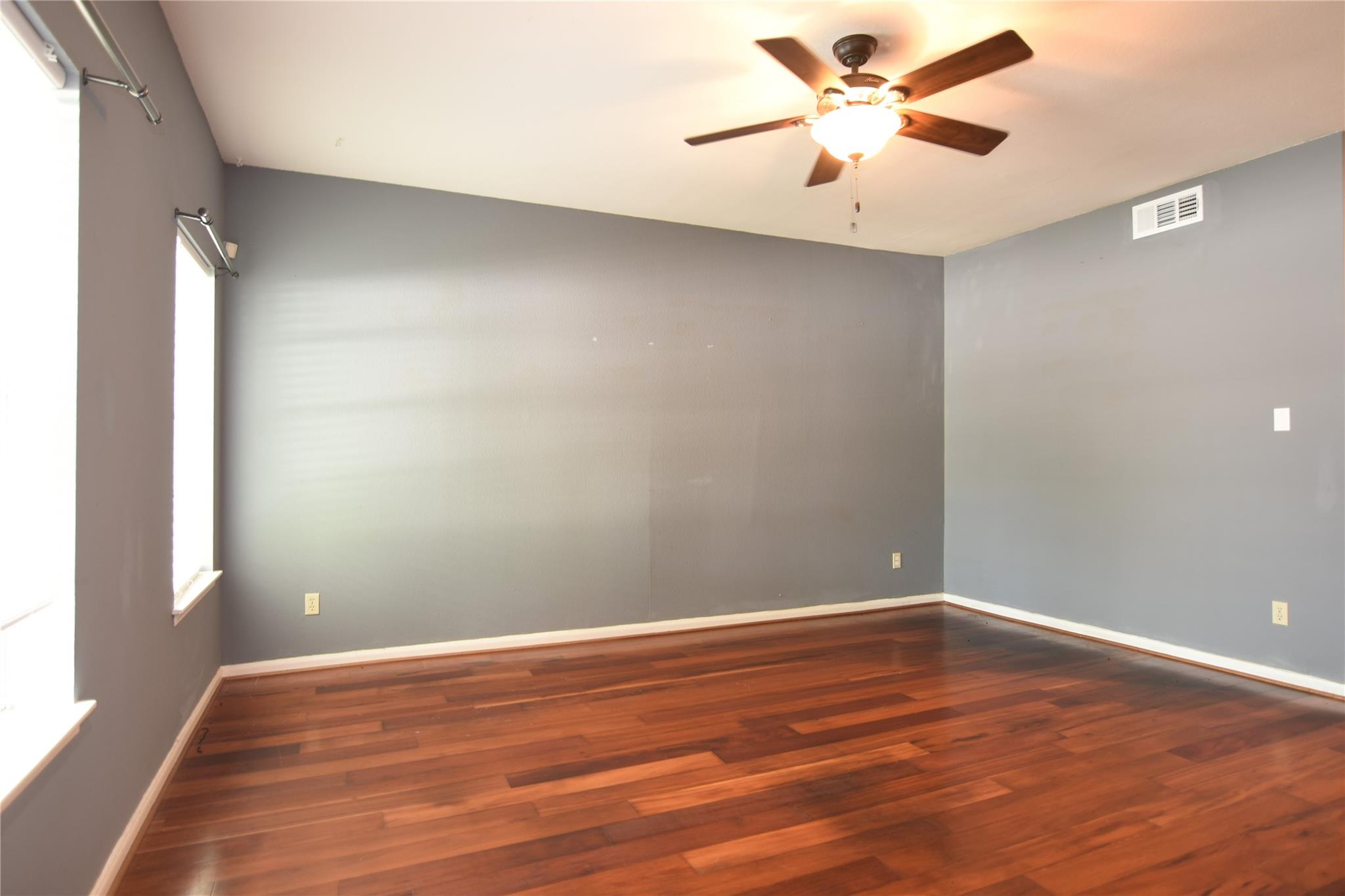 940 Wycliffe Drive # 2