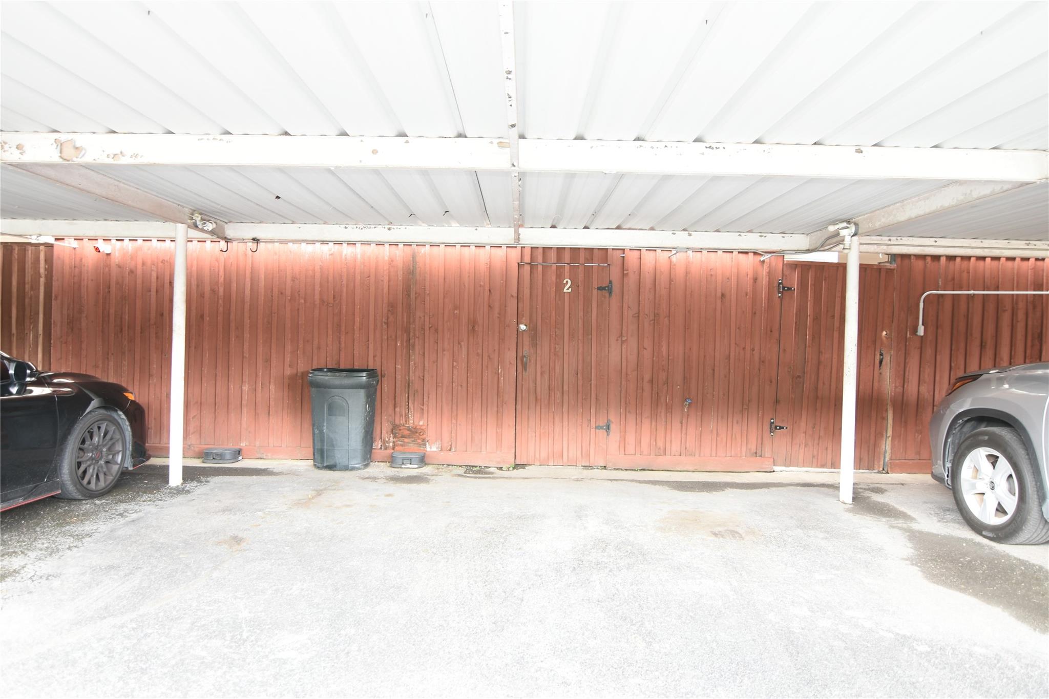 940 Wycliffe Drive # 2