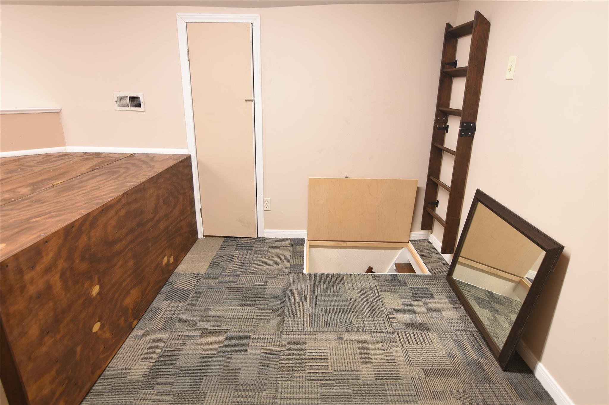 940 Wycliffe Drive # 2