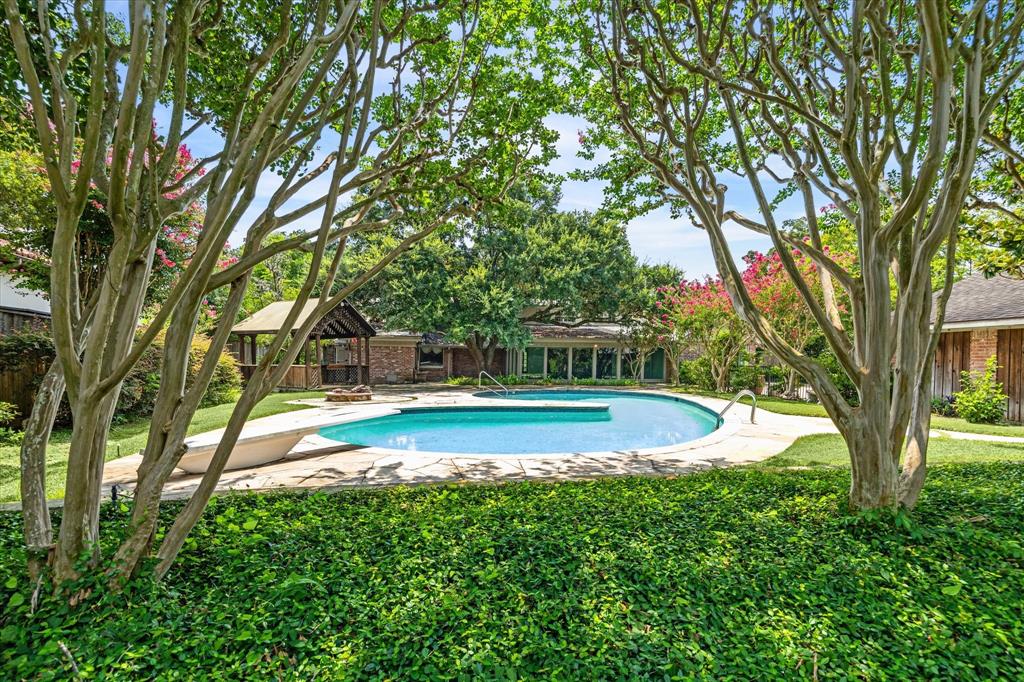 5684 Shady River Drive