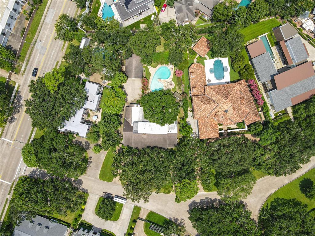 5684 Shady River Drive