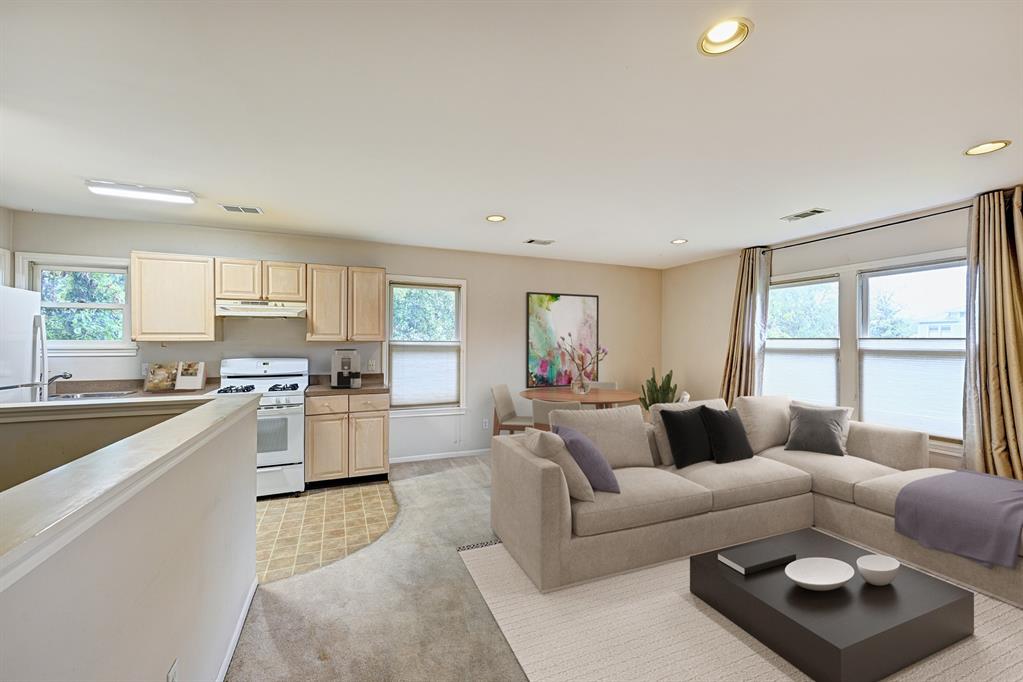 414 W 14th Street