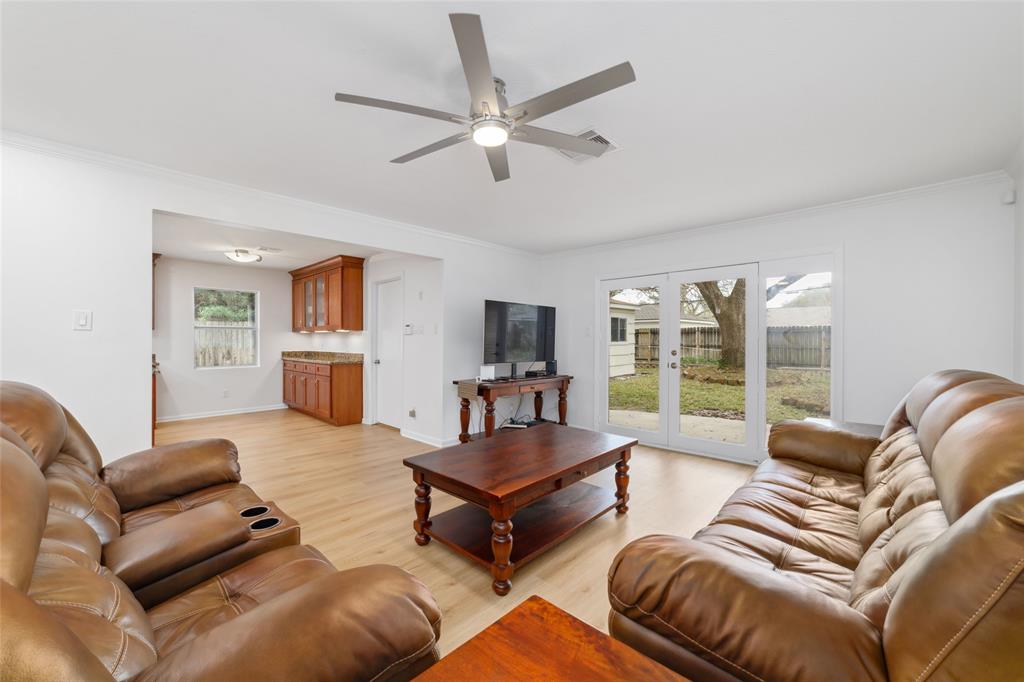 10707 Landsdowne Drive