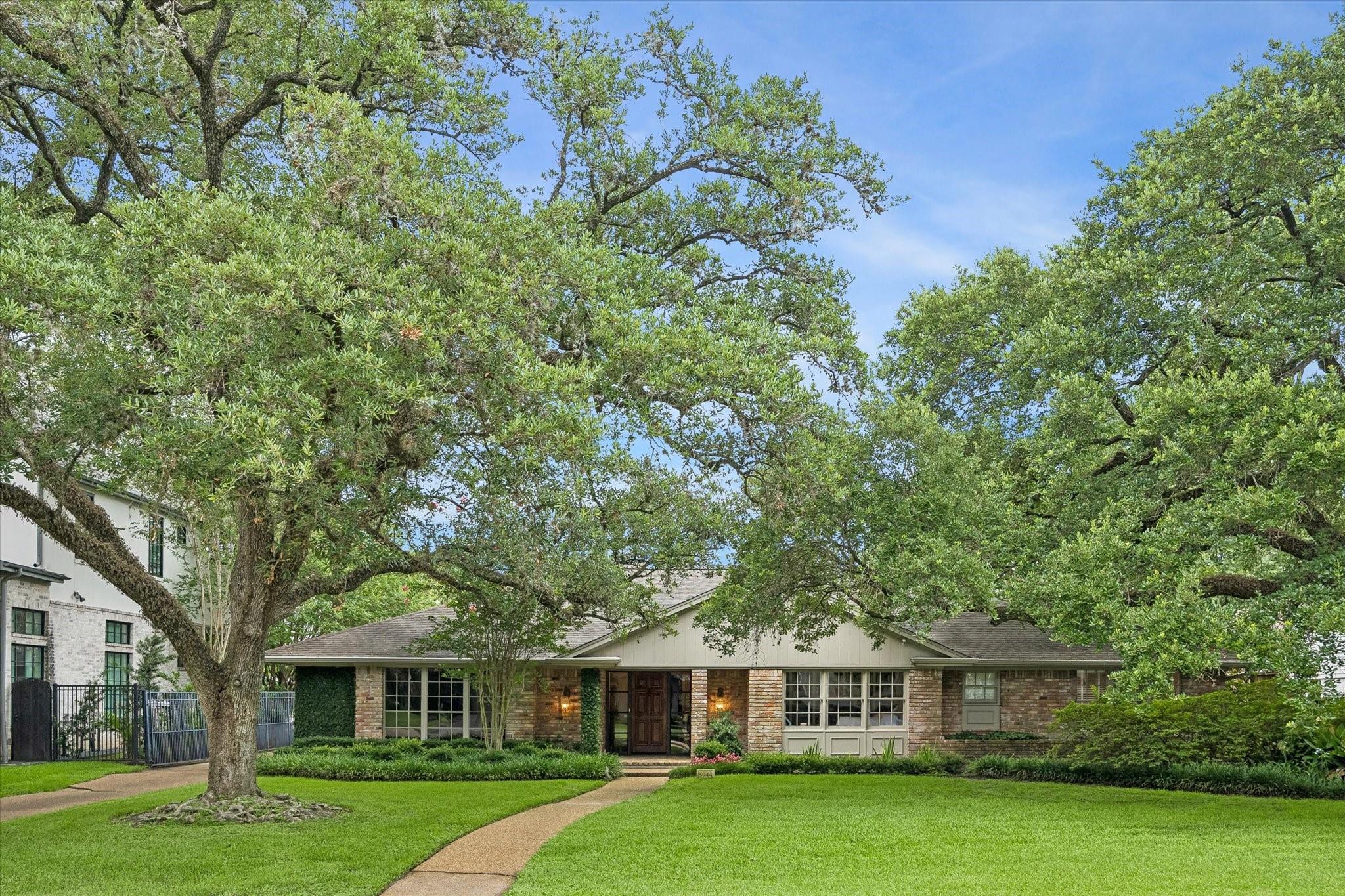 5744 Shady River Drive