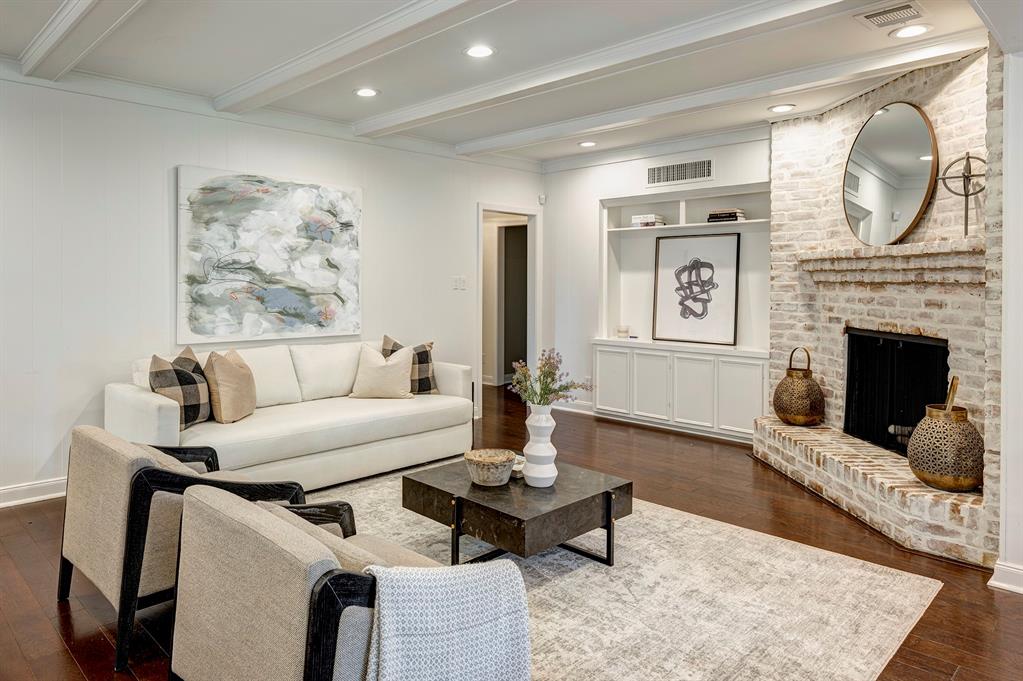 10011 Holly Springs Drive