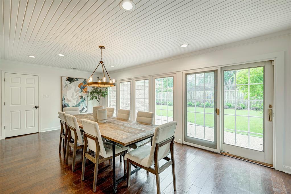 10011 Holly Springs Drive