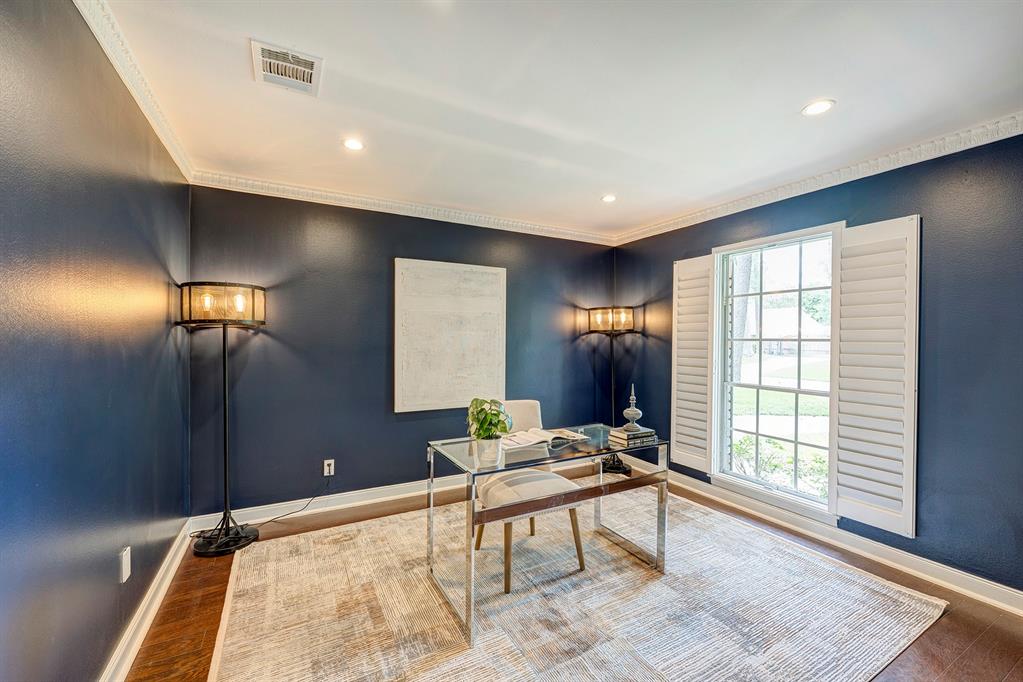10011 Holly Springs Drive