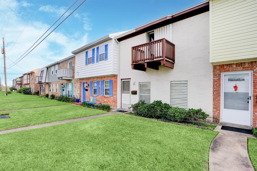 27 San Jacinto Drive