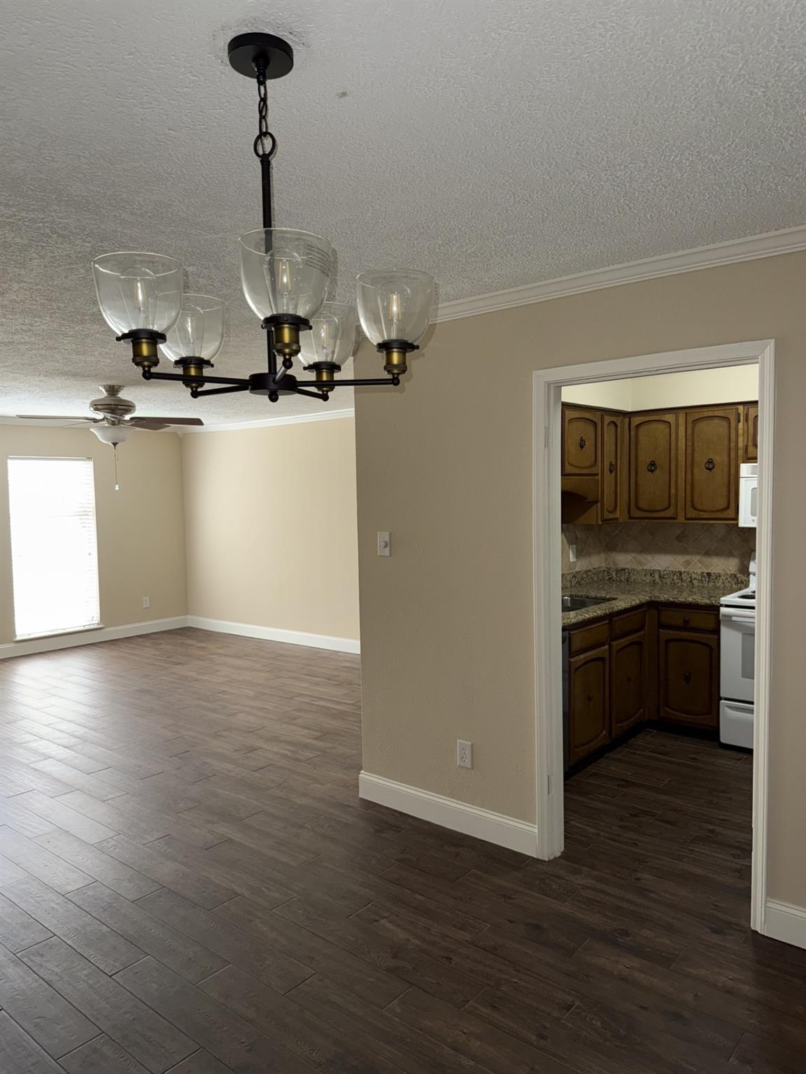 425 N Post Oak Lane # 425