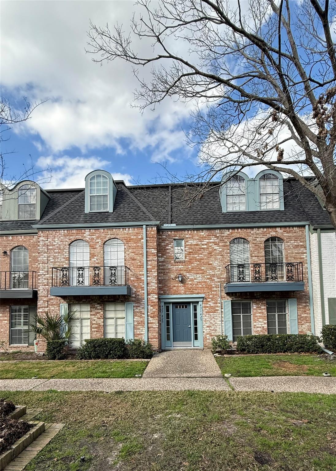 425 N Post Oak Lane # 425