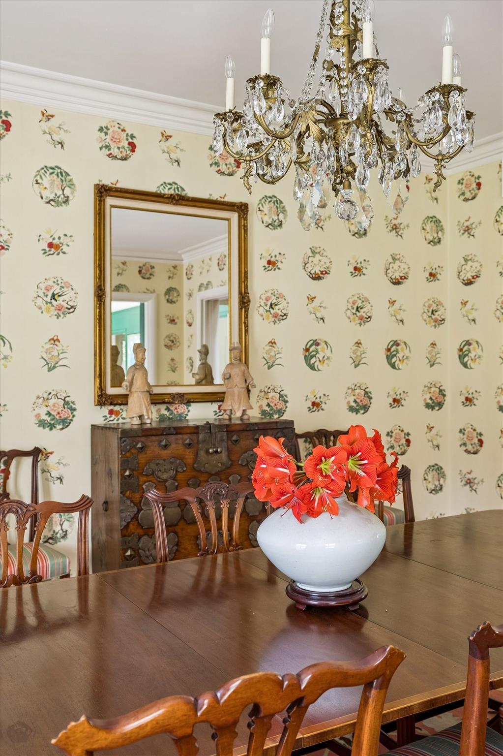 1705 North Boulevard