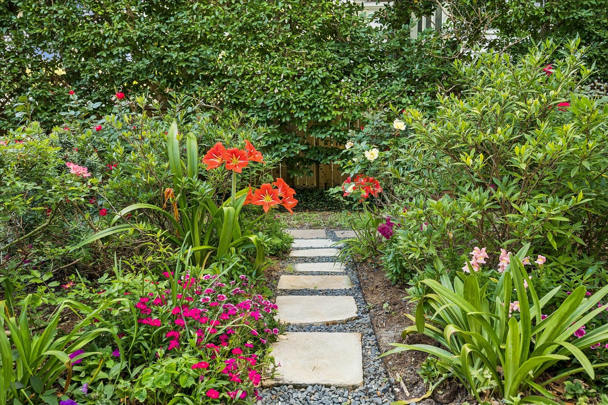 1705 North Boulevard