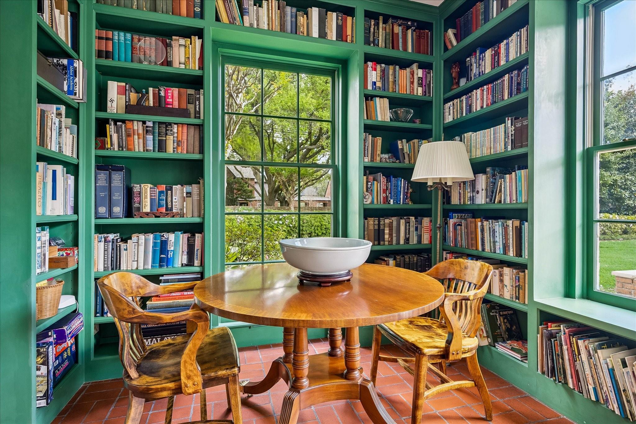 1705 North Boulevard