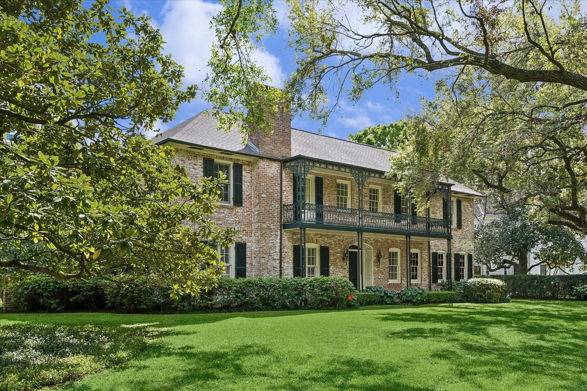 1705 North Boulevard