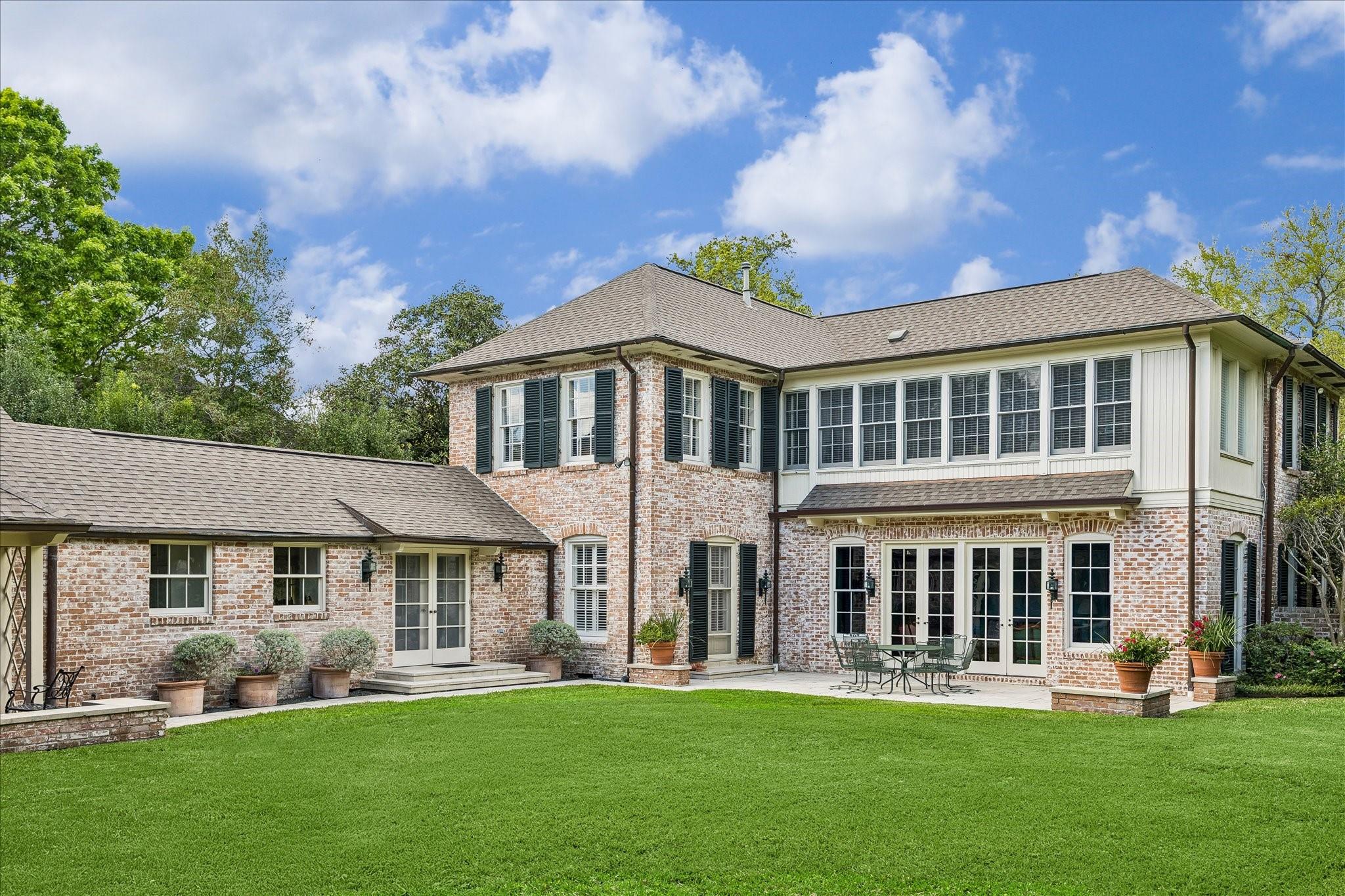 1705 North Boulevard