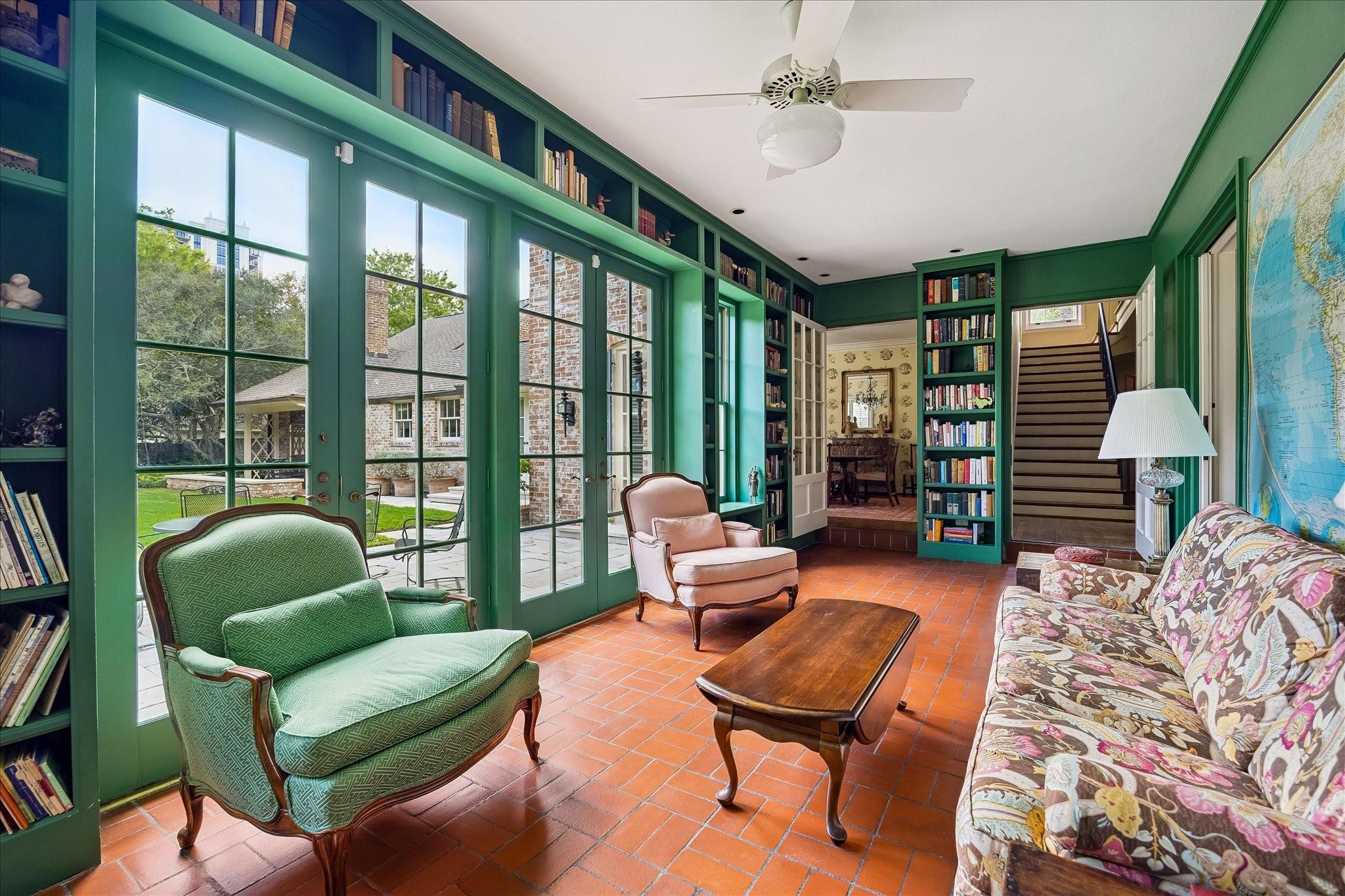 1705 North Boulevard