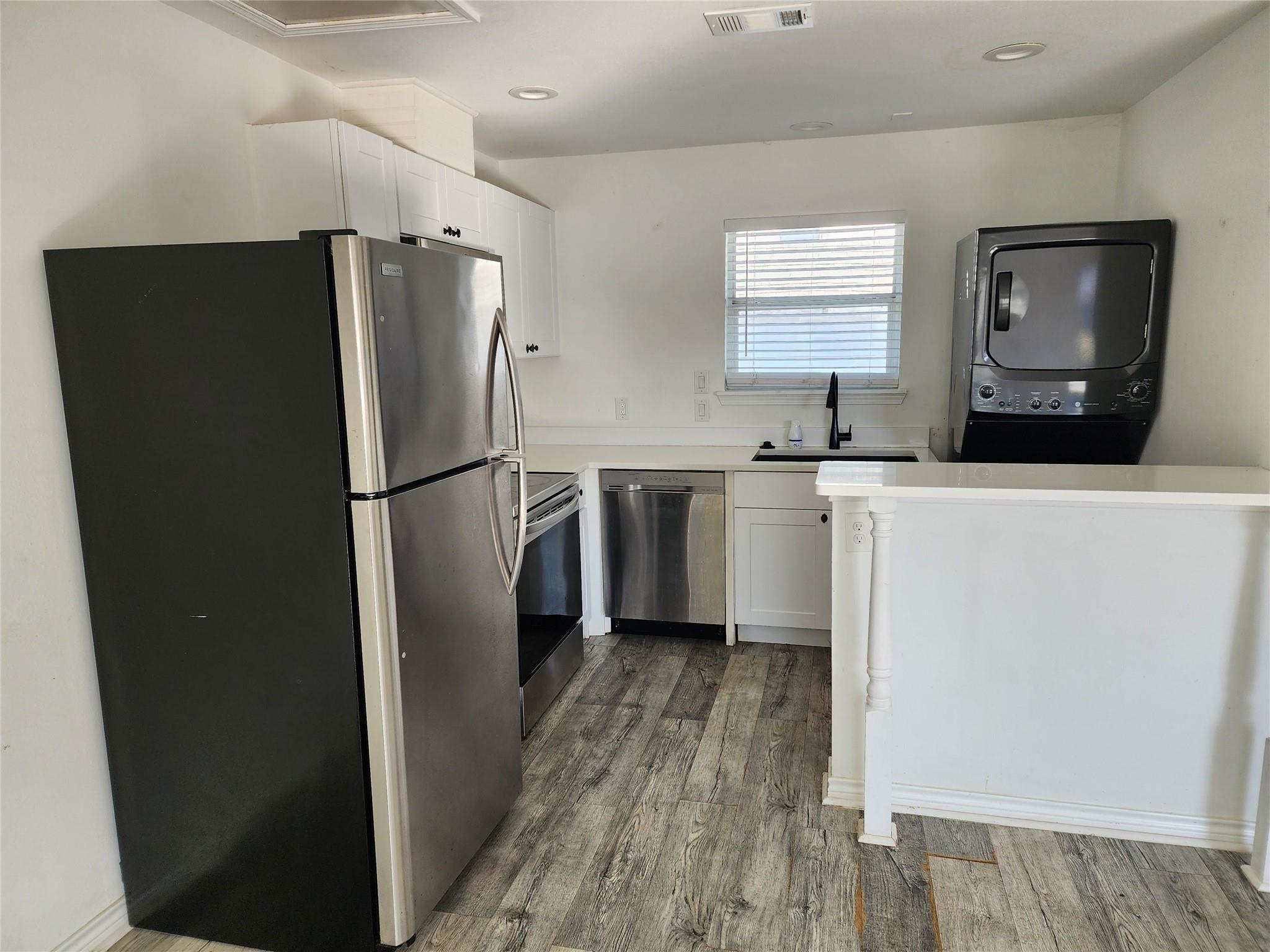 2610 Cochran Street # B Unit: A-B