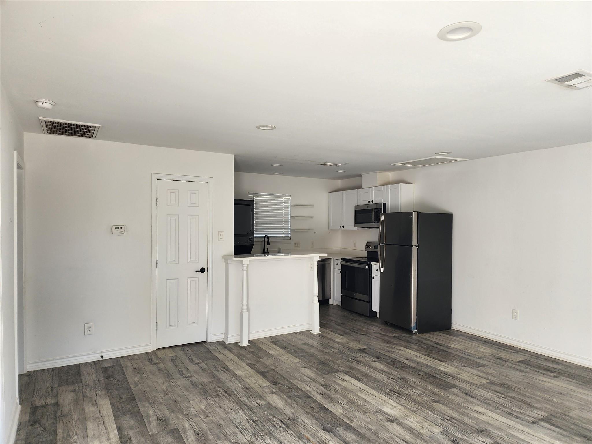 2610 Cochran Street # B Unit: A-B