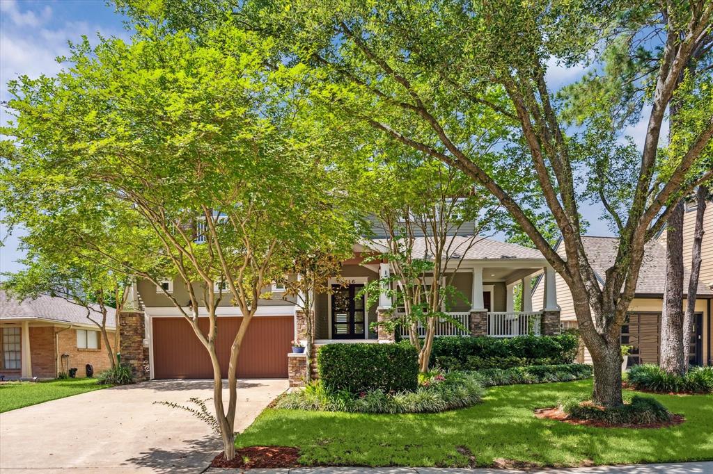 6216 Queenswood Lane
