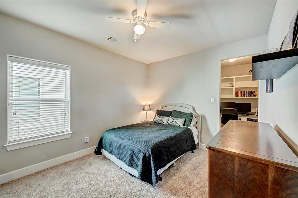 1633 W 23rd Street