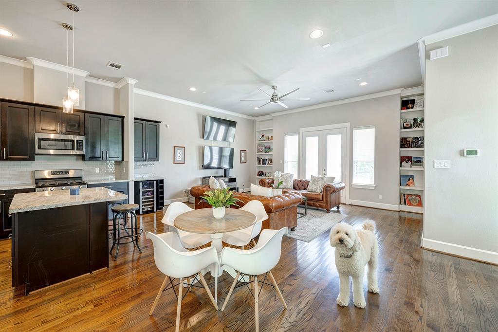 1633 W 23rd Street