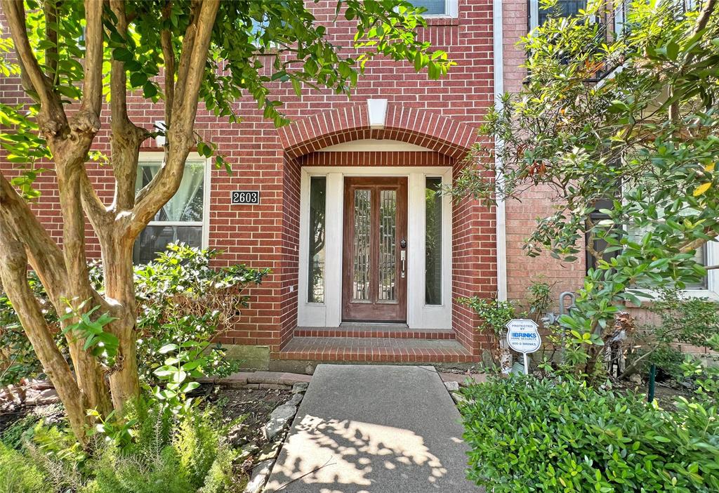 2603 W Dallas Street