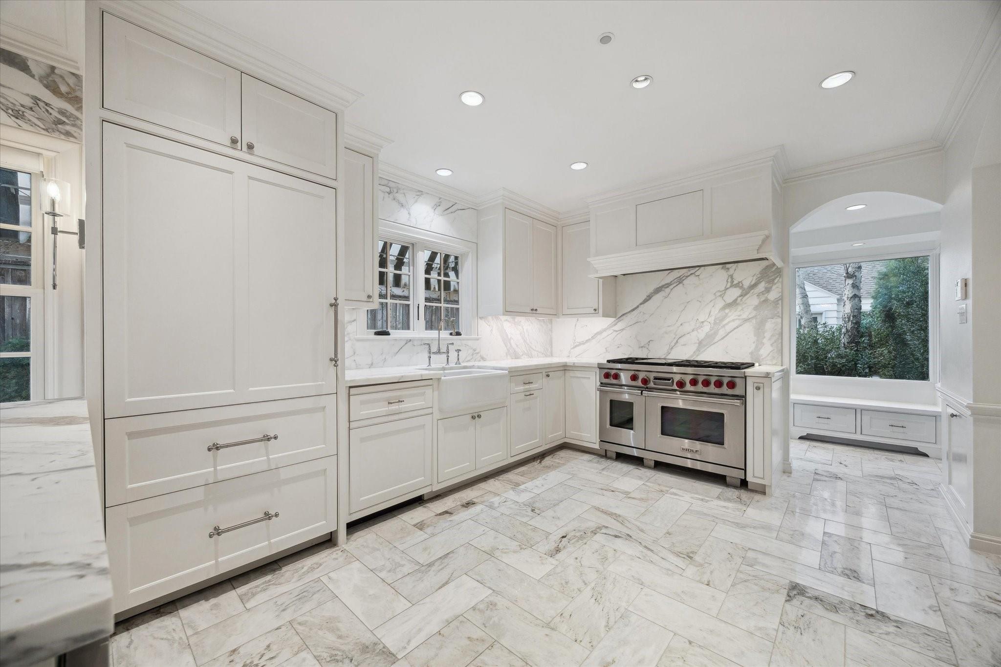 2440 Inwood Drive