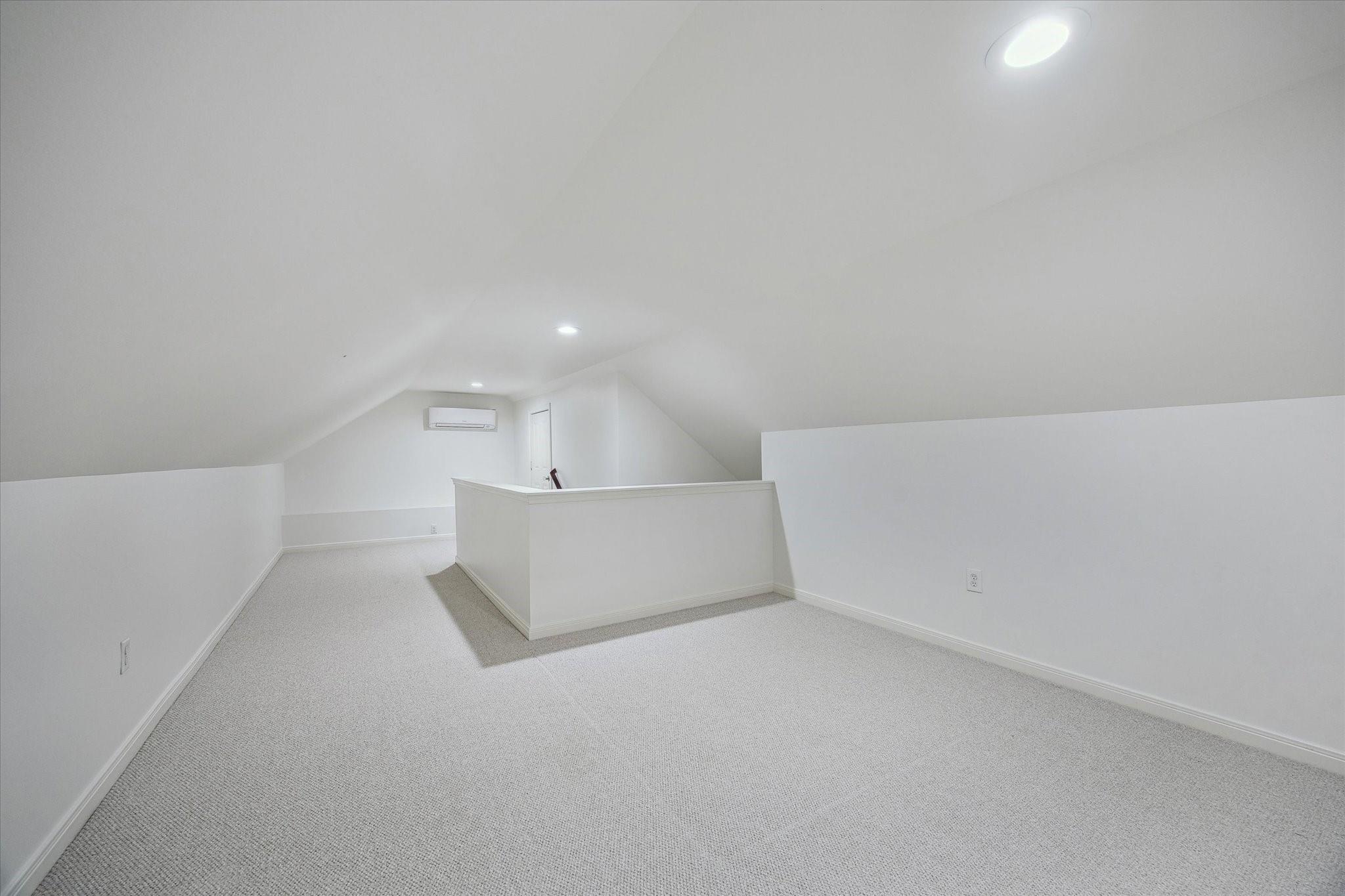 2440 Inwood Drive
