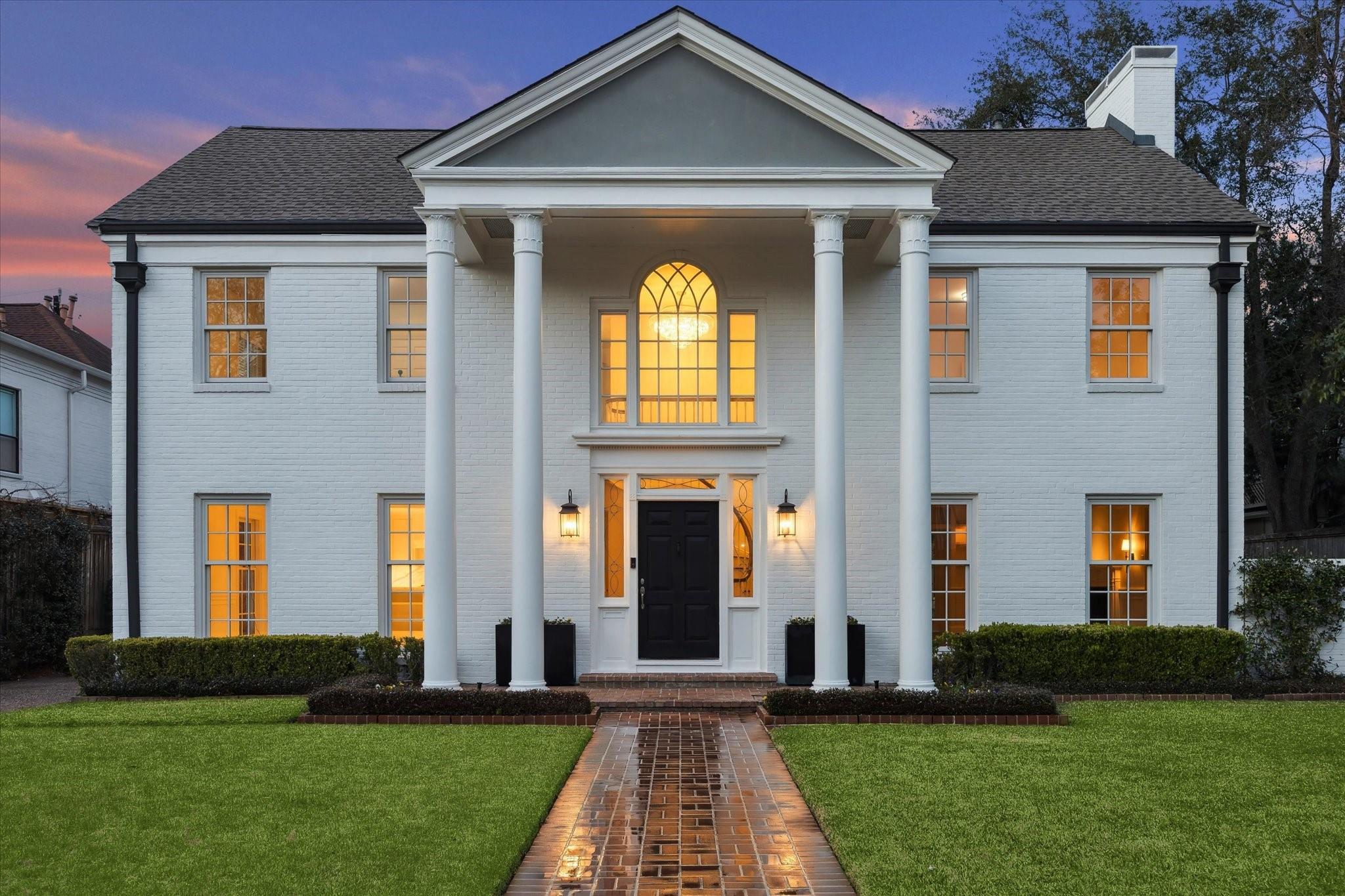 2440 Inwood Drive
