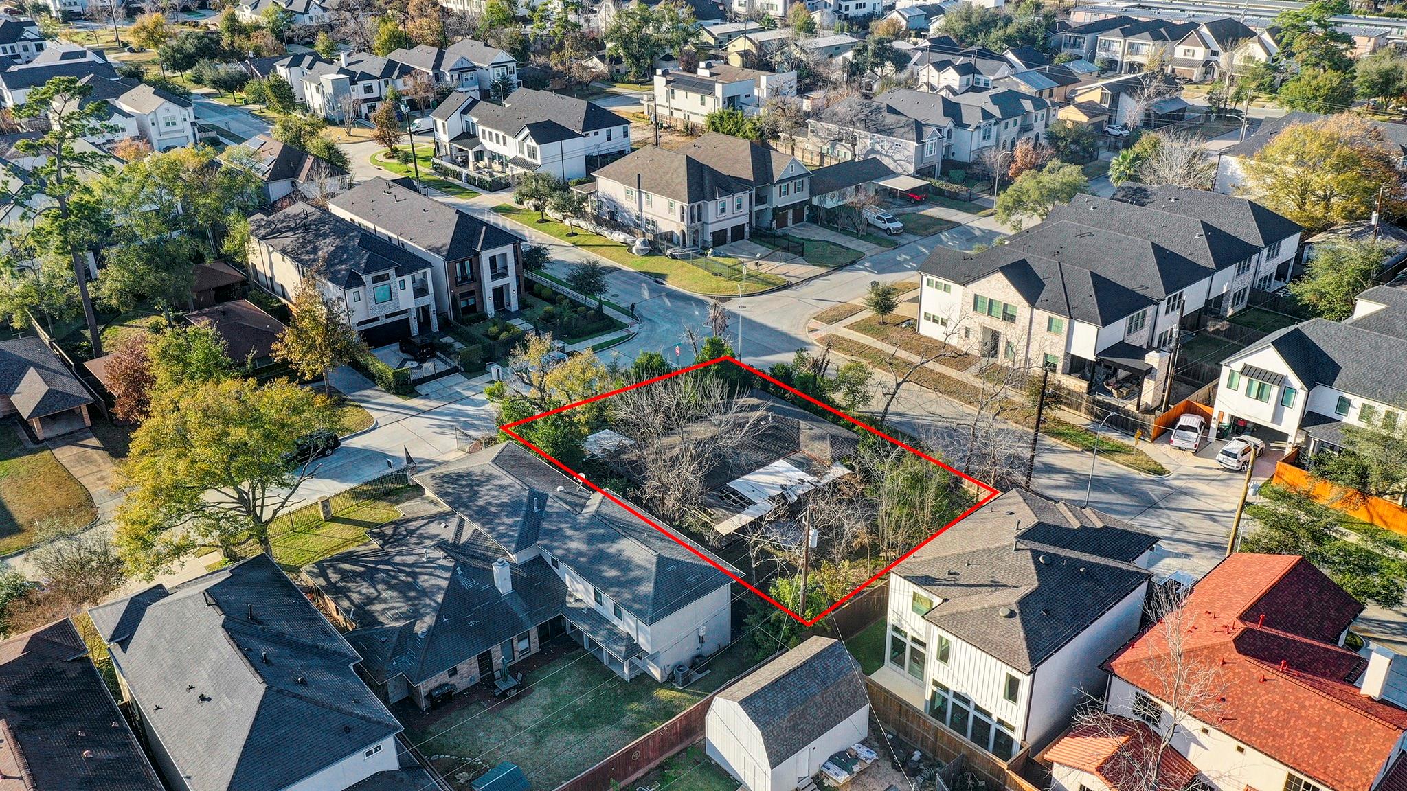 1524 Jacquelyn Drive