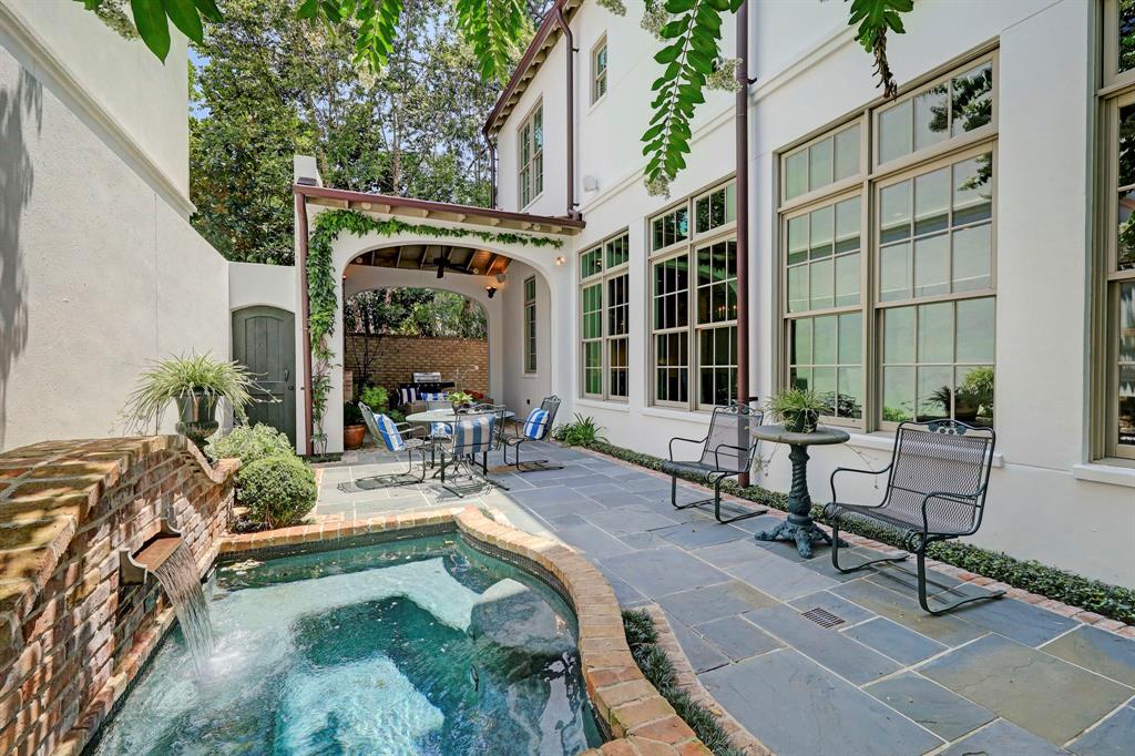 40 Audubon Hollow Lane