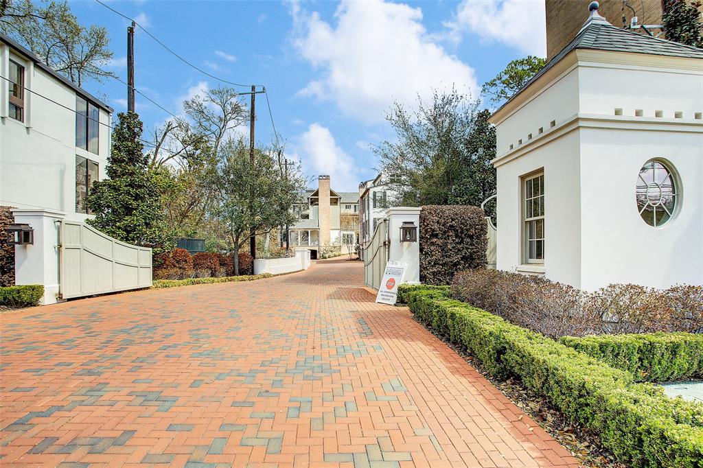 40 Audubon Hollow Lane