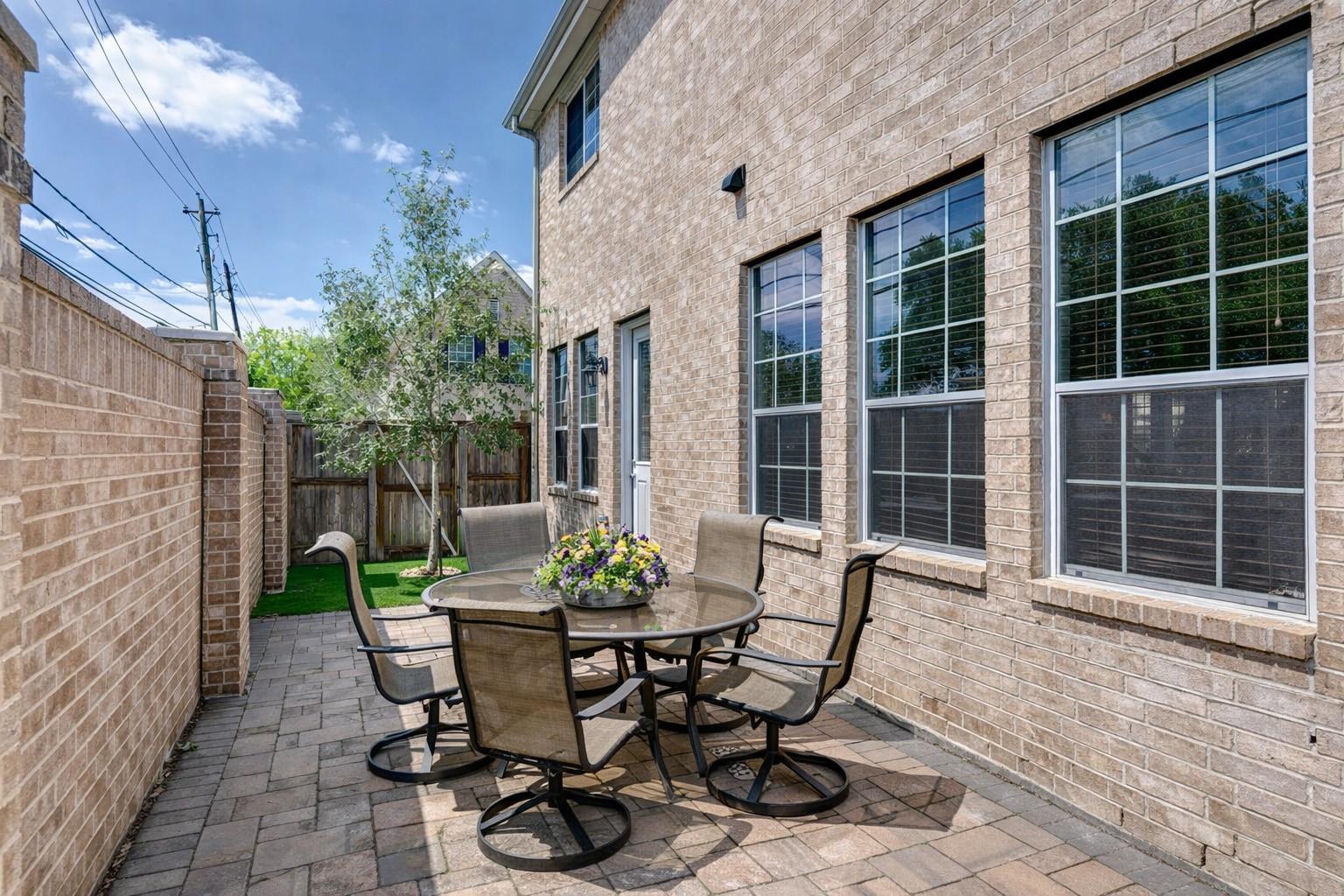 7827 Shady Villa Cove