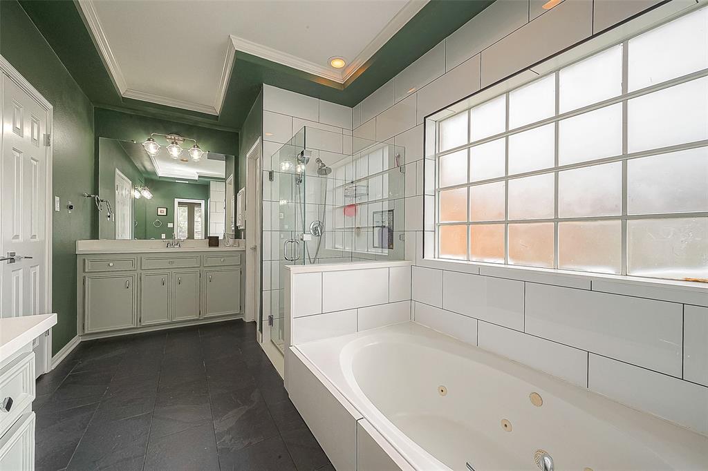 15002 Inverrary Drive