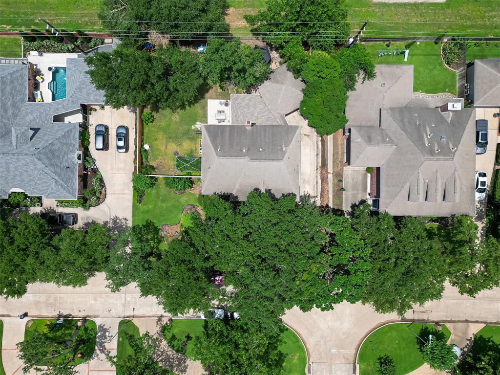 15002 Inverrary Drive